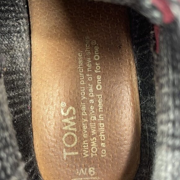 TOMS Suede Desert Wedge Bootie Burgundy Lace-up Vamp Logo Lined Ankle Size 6 - Picture 11 of 13